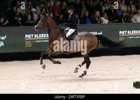 Denbosch, Paesi Bassi - 10 marzo 2024. Tani Joosten dei Paesi Bassi e in sella a Galdal me gareggia nel Rolex Grand Prix di 1,60 m al Rolex 2024 Foto Stock