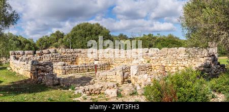 Sito archeologico Hospitalet Vell, stanze nel recinto murato, Maiorca, Isole Baleari, Spagna Foto Stock