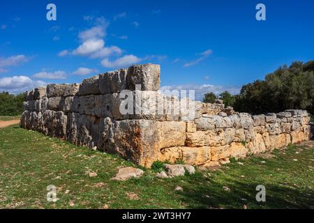 Sito archeologico Hospitalet Vell, stanze nel recinto murato, Maiorca, Isole Baleari, Spagna Foto Stock