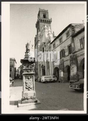 Toscana Grosseto Pitigliano SS. Pietro e Paolo, la cattedrale, questa è ...