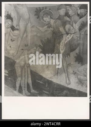 Marce Pesaro e Urbino Urbino Oratorio di S. Giovanni Battista0. Hutzel, Max 1960-1990 Post-medievale: Architettura del XIV secolo con una facciata moderna, neogotica; affreschi. Il fotografo e studioso tedesco Max Hutzel (1911-1988) fotografò in Italia dai primi anni '1960 fino alla sua morte. Il risultato di questo progetto, citato da Hutzel come foto Arte minore, è un'accurata documentazione dello sviluppo storico dell'arte in Italia fino al XVIII secolo, che comprende oggetti degli Etruschi e dei Romani, nonché monumenti altomedievali, romanici, gotici, rinascimentali e barocchi. Le immagini sono orga Foto Stock