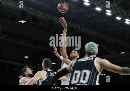 Bologna, Italia. 15 marzo 2024. Durante la partita di campionato di Eurolega Segafredo Virtus Bologna vs Real Madrid. Bologna, 15 marzo 2024 presso Segafredo Arena credito: Agenzia fotografica indipendente/Alamy Live News Foto Stock