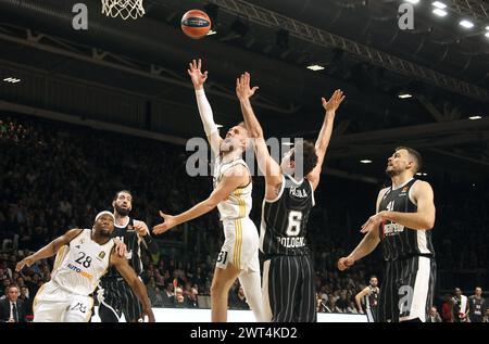 Bologna, Italia. 15 marzo 2024. Dzanan Musa (Real Madrid) durante la partita di campionato di Eurolega Segafredo Virtus Bologna vs Real Madrid. Bologna, 15 marzo 2024 presso Segafredo Arena credito: Agenzia fotografica indipendente/Alamy Live News Foto Stock