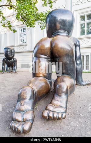 Sculture in bronzo in un parco. Praga, Repubblica Ceca Foto Stock