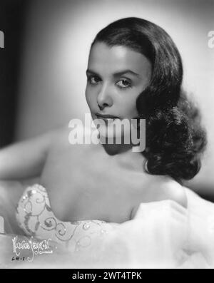 Primi anni '1940 Ritratto della cantante/attrice afro-americana LENA HORNE realizzato da MAURICE SEYMOUR di Chicago. Foto Stock