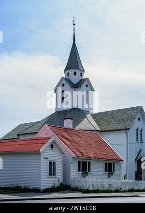 Chiesa di Skåre, HAUGESUND, Mare del Nord nella contea di Rogaland, Åkrafjord, Norvegia Foto Stock