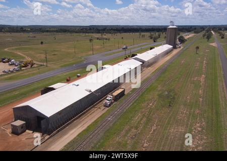 Antenna di un camion del grano che opera presso i capannoni GrainCorp Wallumbilla sulla Maranoa Queensland Australia Foto Stock
