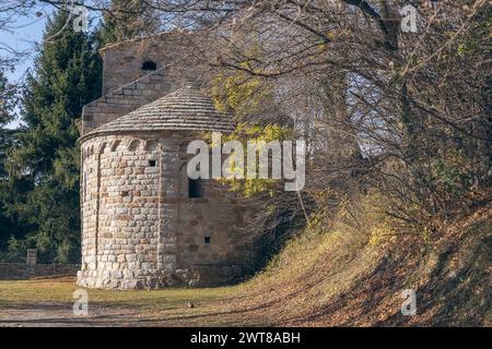 Chiesa romanica di Sant Marti de Surroca, Catalogna Foto Stock