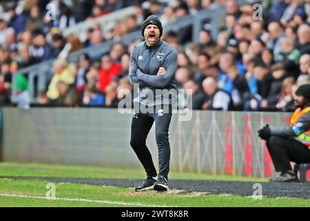 Derby, Regno Unito. 12 marzo 2024. Derby County Manager Paul Warne durante la partita di Derby County FC contro Bolton Wanderers FC Sky bet EFL League 1 al Pride Park Stadium, Derby, Inghilterra, Regno Unito il 16 marzo 2024 Credit: Every Second Media/Alamy Live News Foto Stock