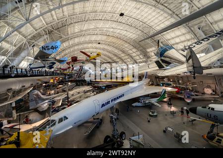 L'Air France Concorde in mostra presso l'Udvar-Hazy Center, parte del National Air and Space Museum, Smithsonian. Foto Stock