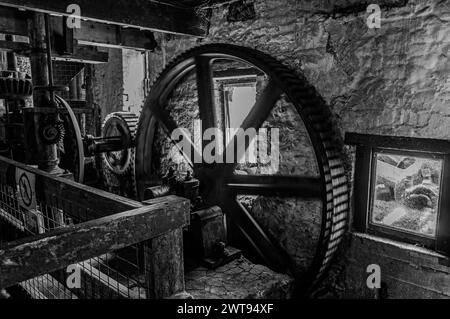 La distilleria Kilbeggan si trova sul fiume Brosna nella città di Kilbeggan, nella contea di Westmeath, in Irlanda. Attualmente fa parte del Beam Suntory Foto Stock