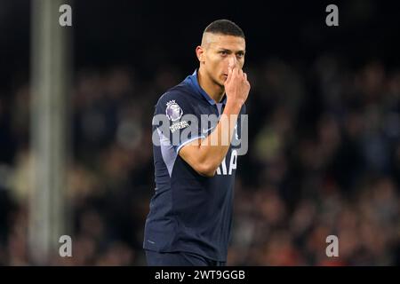 Richarlison del Tottenham Hotspur reagisce dopo il fischio finale nella partita di Premier League al Craven Cottage, Londra. Data foto: Sabato 16 marzo 2024. Foto Stock