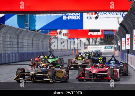 25 VERGNE Jean-Eric (fra), DS Penske, DS e-Tense FE23, azione durante l'ePrix di San Paolo 2024, 3° incontro del Campionato Mondiale ABB FIA Formula e 2023-24, sul circuito di San Paolo dal 24 al 26 marzo 2024 a San Paolo, Brasile - Photo Julien Delfosse / DPPI Foto Stock