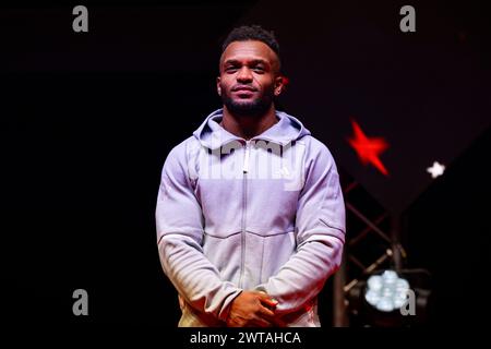 LIVERPOOL, REGNO UNITO. 16 marzo, 24. Courtney Tulloch alla cerimonia della Vittoria durante i Campionati britannici di ginnastica 2024 alla M&S Bank Arena sabato 16 marzo 2024. LIVERPOOL, INGHILTERRA. Crediti: Taka G Wu/Alamy Live News Foto Stock