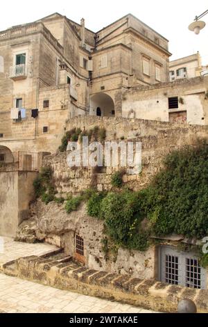 Edifici negli antichi Sassi di Matera, Italia Foto Stock