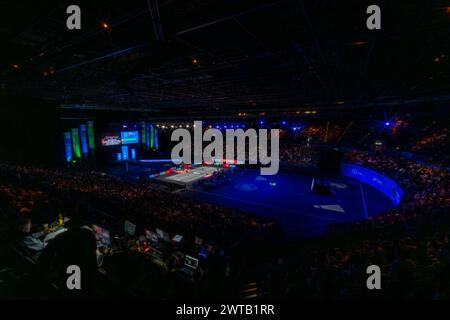 Birmingham, Regno Unito. 17 marzo 2024. La foto scattata il 16 marzo 2024 mostra una vista della semifinale di singolare femminile tra Carolina Marin della Spagna e Tai Tzu-Ying del Taipei cinese all'All England Open Badminton Championships 2024 a Birmingham, in Gran Bretagna. Crediti: Xinhua/Alamy Live News Foto Stock