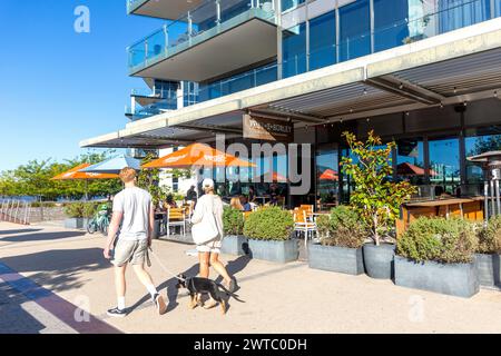 Walt & Burley Gastropub, Eastlake Parade, Kingston Forward shore, Kingston, Canberra, territorio della capitale australiana, Australia Foto Stock