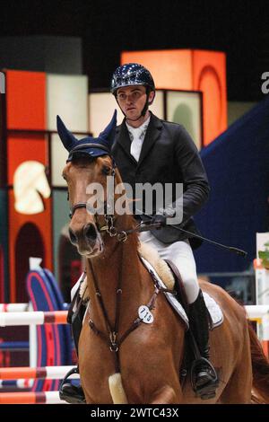 Parigi, Francia. 16 marzo 2024. Durante il concorso Talents Hermès, Saut-Hermès, evento equestre FEI CSI 5 il 16 marzo 2024 al Grand Palais Éphémère di Parigi, Francia - Photo Christophe Bricot/DPPI Credit: DPPI Media/Alamy Live News Foto Stock