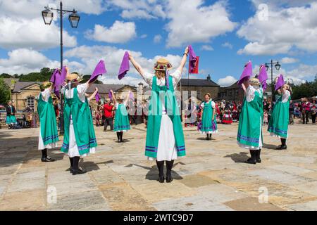 Danza tradizionale al giorno della danza di Skipton Foto Stock