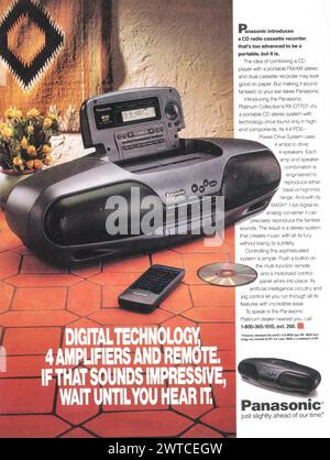 1992 annuncio Panasonic RX-DT707 CD radio cassette recorder - sistema stereo CD portatile Panasonic Foto Stock