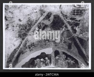 Marce Macerata San Ginesio Oratorio di S. Biagio7. Hutzel, max 1960-1990 foto della cripta della Collegiata. Gli affreschi mostrano la vita di S. Biagio e S. Biagio Vescovo. Ci sono anche una Madonna con bambino e angeli musicali. Note sull'oggetto: Le note della campagna fotografica Hutzel non sono state modificate. Il fotografo e studioso tedesco Max Hutzel (1911-1988) fotografò in Italia dai primi anni '1960 fino alla sua morte. Il risultato di questo progetto, citato da Hutzel come foto Arte minore, è un'accurata documentazione dello sviluppo storico dell'arte in Italia fino al XVIII secolo, che comprende oggetti degli Etruschi e. Foto Stock