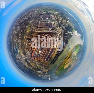 Luftbild, ThyssenKrupp Steel Europe Stahlwerk am Fluss Rhein, Werkshafen Schwelgern, Erdkugel, Fisheye Aufnahme, Fischaugen Aufnahme, 360 Grad Aufnahme, piccolo mondo, piccolo pianeta, fisheye Bild, Marxloh, Duisburg, Ruhrgebiet, Nordrhein-Westfalen, Deutschland, Duisburg-FISH ACHTUNGxMINDESTHONORARx60xEURO *** Vista aerea, acciaierie ThyssenKrupp Steel Europe sul fiume Reno, porto della fabbrica di Schwelgern, globo terrestre, immagine fisheye, immagine a 360 gradi, piccolo mondo, piccolo pianeta, immagine fisheye, Marxloh, Duisburg, zona della Ruhr, Renania settentrionale-Vestfalia, Germania, Duisburg FISH ACHTUNGxMINDESTHONORARx60xEURO Foto Stock