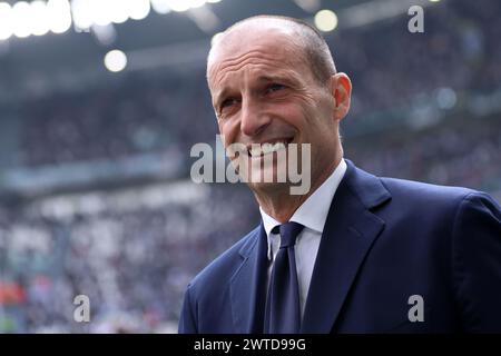 Torino, Italia. 17 marzo 2024. Massimiliano Allegri, capo allenatore della Juventus FC, guarda durante la partita di serie A tra Juventus FC e Genoa CFC allo stadio Allianz il 17 marzo 2024 a Torino. Crediti: Marco Canoniero/Alamy Live News Foto Stock