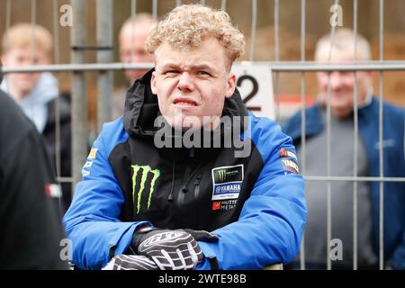 HARFSEN, PAESI BASSI - 17 MARZO: Rick Elzinga NED Yamaha Factory Racing MX2 durante la prima manche 250cc al primo round del Masters of M olandese Foto Stock