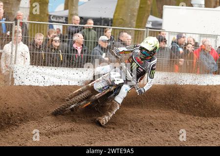 HARFSEN, PAESI BASSI - 17 MARZO: Rick Elzinga NED Yamaha Factory Racing MX2 durante la prima manche 250cc al primo round del Masters of M olandese Foto Stock