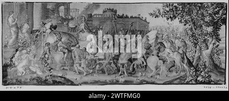 Ingresso trionfale di Alessandro a Babilonia e scena della Battaglia con Porus. Le Brun, Charles (francese, 1619-1690) (disegnato dopo) [pittore] c. 1725-1775 arazzi dimensioni: H 7'8' x W 21'5' arazzo materiali/tecniche: Cultura sconosciuta: Centro di tessitura francese: Aubusson storia di proprietà: French & Co. Acquistato da Bacri frères, ricevuto 4/15/1920; venduto a J. N. [John North] Willys 7/21/1920 [SS 22447-a]. French & Co. Ha acquistato da Dalva Bros., ha ricevuto il 27/12/1945; venduto a American [?] Stratford Press 3/31/1947 [SS 77837]. Alessandro entra trionfalmente a Babilonia con un carro trainato da elefano Foto Stock