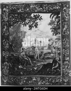 America. Schoor, Lodewijk van (fiammingo, 1666-1726) (autore di design, figure) [pittore] Spierincx, Pieter (fiammingo, atto 1614-1647) (autore di design, laboratorio di paesaggio) [pittore tessitore] c. 1699 arazzi dimensioni: H 11'2' x W 9'8' arazzi materiali/tecniche: Cultura sconosciuta: Flemish Weaving Center: Unknown Ownership History: French & Co Iscrizioni: Iscrizione nel campo centrale sulla prua della nave: FORTUNA 1699 personificazione dell'America con freccia, arco e faretra, con copricapo in piuma e in piedi accanto all'alligatore (centro, centro), circondata da 4 figure femminili con copricapo in piuma Foto Stock