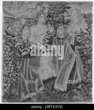 Frammento con giudizio universale. Sconosciuto c. 1500-1525 arazzi dimensioni: H 3'9' x W 3'5' arazzo materiali/tecniche: Cultura sconosciuta: Flemish Weaving Center: Unknown Ownership History: French & Co. Ricevuto dalla Sig.ra Louis Tripp 9/22/1941, da conservare su spedizione fino al 6/15/1942 [SS 75586]. Iscrizioni: Iscrizioni sugli indumenti di 2 figure opere correlate: Pannelli in serie: GCPA 0237125-0237126, 0184381 Foto Stock