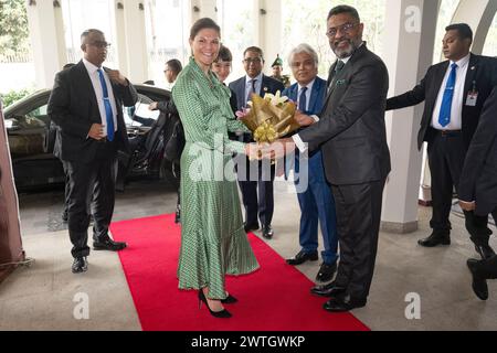 Dacca, Bangladesh. 18 marzo 2024. Crown Princess Victoria arriva all'InterContinental Hotel di Dacca, Bangladesh, il 18 marzo 2024. Sua altezza reale la principessa Vittoria di Svezia visita il Bangladesh nel suo ruolo di Ambasciatore di buona volontà dell'UNDP il 18 e 22 marzo 2024. Foto: Henrik Montgomery/TT/code 10060 Credit: TT News Agency/Alamy Live News Foto Stock