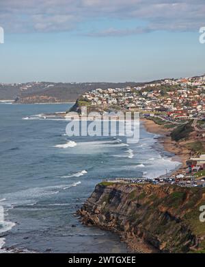 Bar Beach e Merewether Beach Newcastle Australia. Newcastle è la seconda città più antica dell'Australia ed è una popolare destinazione turistica. Foto Stock