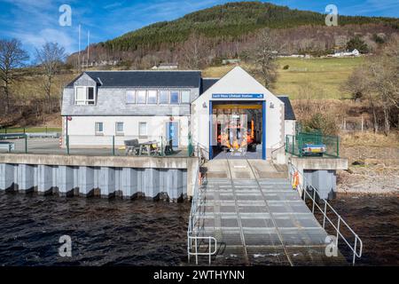La nostra stazione dei battelli di salvataggio qui sul Loch Ness il giorno del 200° anniversario della RNLI Foto Stock