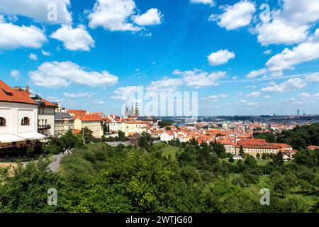 Vista di Praga dal Castello di Praga, Repubblica Ceca Foto Stock