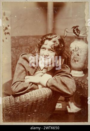 Stampe in bianco e nero senza titolo [Ritratto di una donna non identificata], stampe in argento gelatina, ritratti Foto Stock