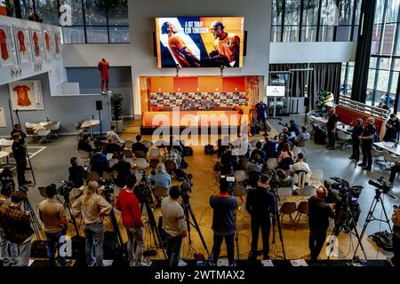 ZEIST, Paesi Bassi. 18 marzo 2024. Football, KNVB Campus, stagione 2023/2024, Persconference Ronald Koeman credito: Pro Shots/Alamy Live News Foto Stock