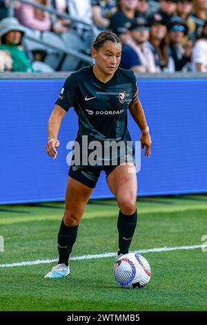 Los Angeles, Stati Uniti. 17 marzo 2024. Los Angeles, Stati Uniti, 17 marzo 2024: Ali Riley (5 Angel City FC) durante una partita di regular season della National Women's Soccer League contro il Bay FC al BMO Stadium di Los Angeles, CA., Stati Uniti (SOLO USO EDITORIALE). (Victor M. Posadas/SPP) credito: SPP Sport Press Photo. /Alamy Live News Foto Stock