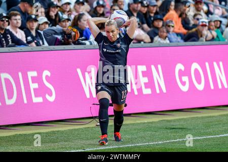 Los Angeles, Stati Uniti. 17 marzo 2024. Los Angeles, Stati Uniti, 17 marzo 2024: Merritt Mathias (12 Angel City FC) durante una partita della National Women's Soccer League contro il Bay FC al BMO Stadium di Los Angeles, CALIFORNIA., Stati Uniti (SOLO USO EDITORIALE). (Victor M. Posadas/SPP) credito: SPP Sport Press Photo. /Alamy Live News Foto Stock