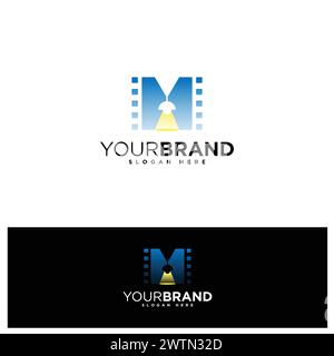 Elegante lettera M con pellicola a strisce e spot per il design del logo di produzione cinematografica. Illustrazione vettoriale Illustrazione Vettoriale