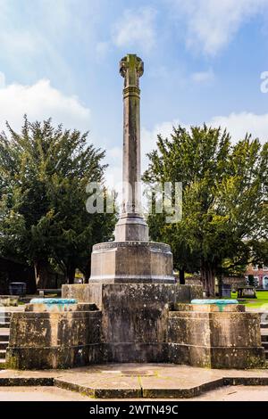 Memoriali di guerra di Winchester. Giardini della cattedrale di Winchester. Winchester, Hampshire, Inghilterra, Regno Unito, Europa Foto Stock