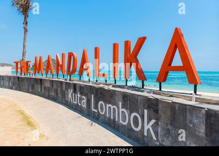 Mandalika Beach a Kuta, spiaggia, turismo, viaggi, vacanza, vacanza al mare, vacanza al mare, mare, oceano, Pacifico, estate, sole, vacanze, isola, Lombok Foto Stock