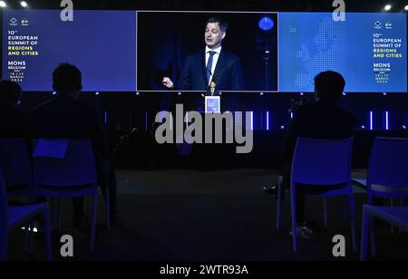 Bruxelles, Belgio. 19 marzo 2024. Il primo Ministro Alexander De Croo nella foto durante il secondo giorno del decimo Vertice europeo delle regioni e delle città dell'Unione europea, martedì 19 marzo 2024 a Mons. Il vertice, organizzato dal Comitato delle regioni e della regione vallona, accoglierà migliaia di sindaci, consiglieri comunali, ministri regionali e decisori europei e globali di alto livello per discutere soluzioni locali concrete e innovative alle sfide emergenti che i cittadini e i territori devono affrontare. BELGA PHOTO ERIC LALMAND credito: Belga News Agency/Alamy Live News Foto Stock