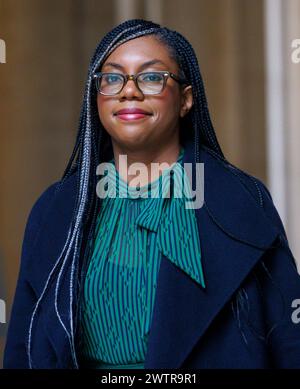 Londra, Regno Unito. 19 marzo 2024. Kemi Badenoch, Segretario di Stato per le imprese e il commercio, Presidente del Consiglio per il commercio, Ministro delle donne e delle pari opportunità, a Downing Street per una riunione del Gabinetto. Crediti: Mark Thomas/Alamy Live News Foto Stock