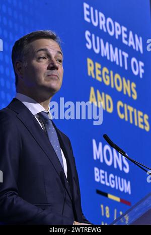 Bruxelles, Belgio. 19 marzo 2024. Il primo Ministro Alexander De Croo nella foto durante il secondo giorno del decimo Vertice europeo delle regioni e delle città dell'Unione europea, martedì 19 marzo 2024 a Mons. Il vertice, organizzato dal Comitato delle regioni e della regione vallona, accoglierà migliaia di sindaci, consiglieri comunali, ministri regionali e decisori europei e globali di alto livello per discutere soluzioni locali concrete e innovative alle sfide emergenti che i cittadini e i territori devono affrontare. BELGA PHOTO ERIC LALMAND credito: Belga News Agency/Alamy Live News Foto Stock