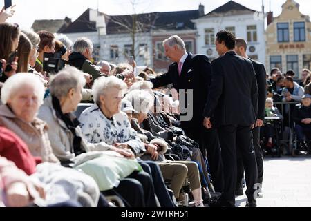 Oudenaarde, Belgio. 19 marzo 2024. Re Filippo - Filip del Belgio nella foto durante una visita reale a Oudenaarde, martedì 19 marzo 2024, parte di una visita nella provincia delle Fiandre Orientali. BELGA FOTO KURT DESPLENTER credito: Belga News Agency/Alamy Live News Foto Stock