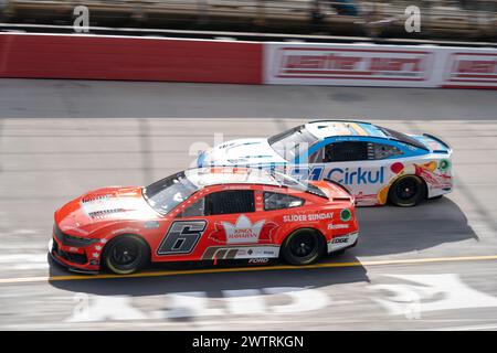 Bristol, Tn, Stati Uniti. 17 marzo 2024. 17 marzo 2024-Bristol, TN; Brad Keselowski si aggiudica la posizione per il Food City 500 a Bristol, TN, USA. (Immagine di credito: © Logan T Arce Action Sports/ASP) SOLO PER USO EDITORIALE! Non per USO commerciale! Foto Stock