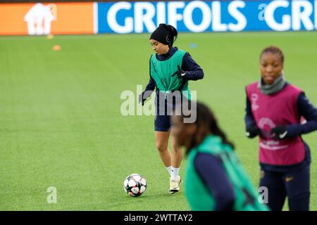 GOTHENBURG, SVEZIA 20240319Sakina Karchaoui durante una sessione di allenamento con PSG Ladies alla Bravida Arena prima dei quarti di finale della Champions League a Gothenburg, Svezia. 19 marzo 2024. Foto: Adam Ihse/TT/codice 9200 credito: TT News Agency/Alamy Live News Foto Stock