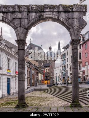 Bellissimo paesaggio urbano del centro di Aquisgrana Foto Stock